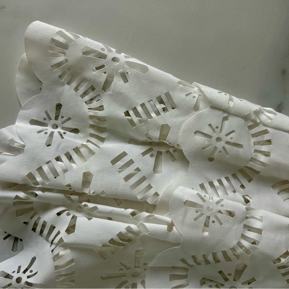 Milly cream dress size 4. - Picture 2 of 8